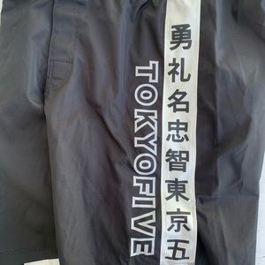 NWOT Tokyo Five MMA SHORTS | size 38